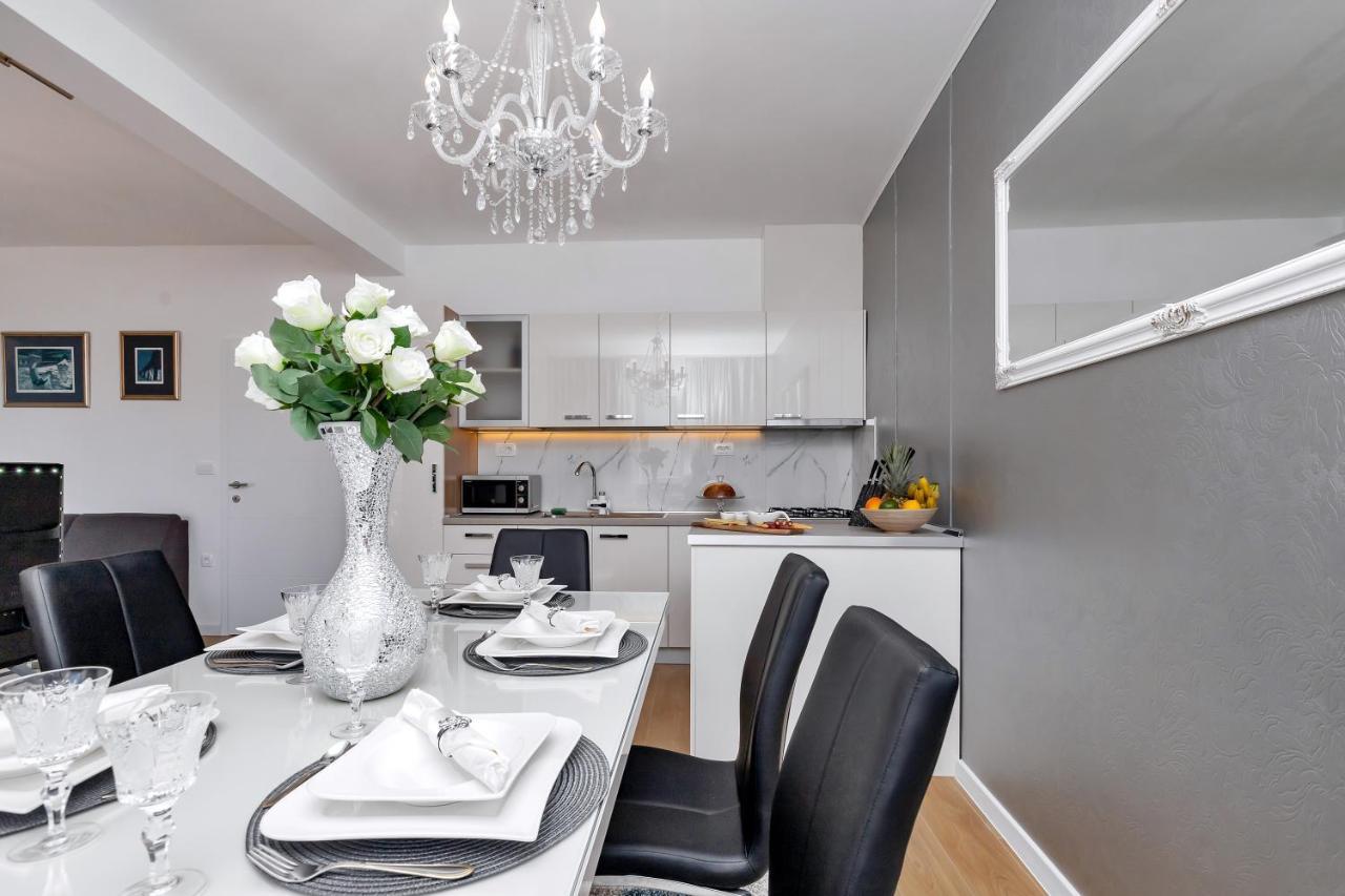 Apartman Koky Makarska Bagian luar foto