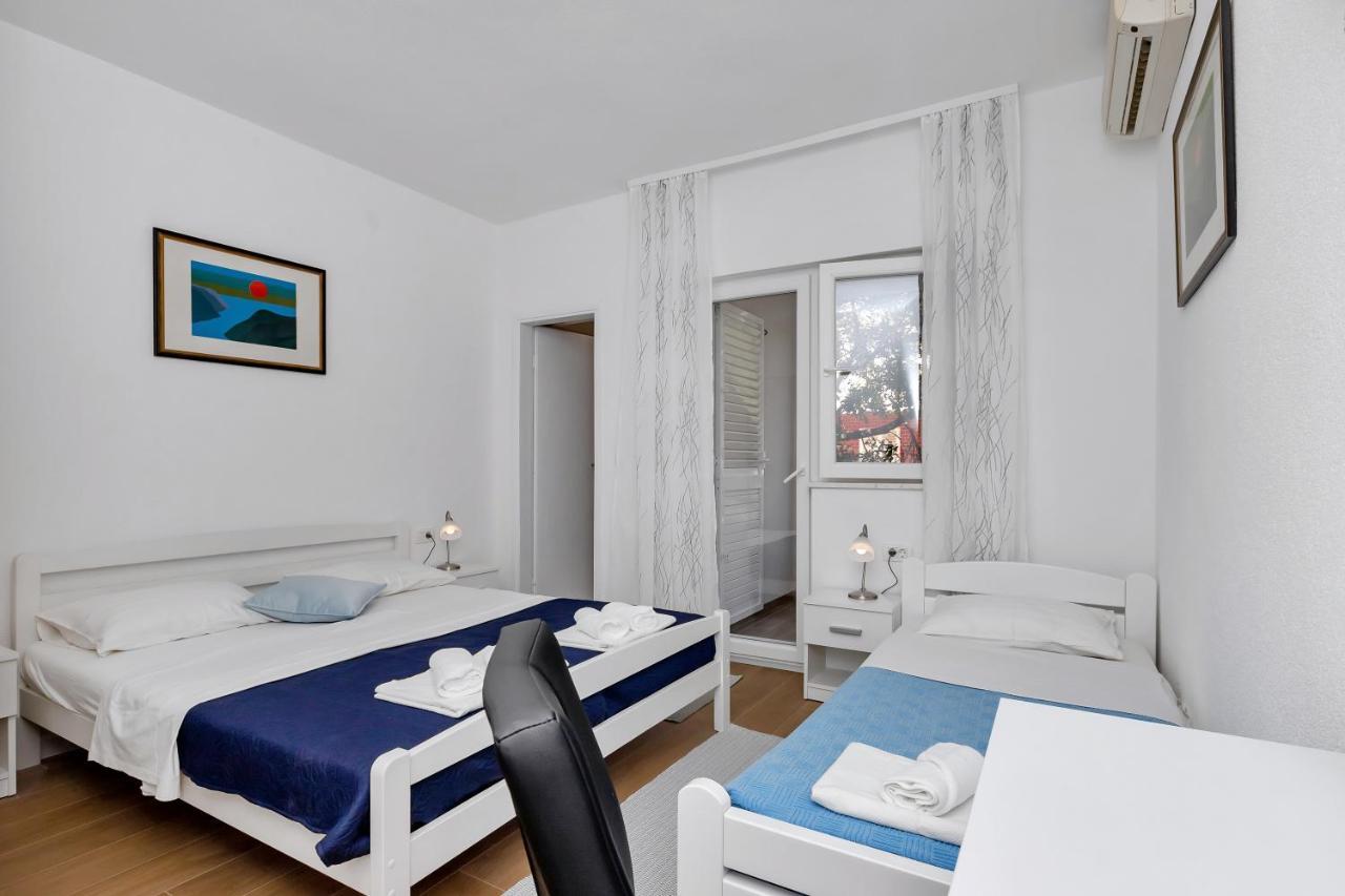 Apartman Koky Makarska Bagian luar foto